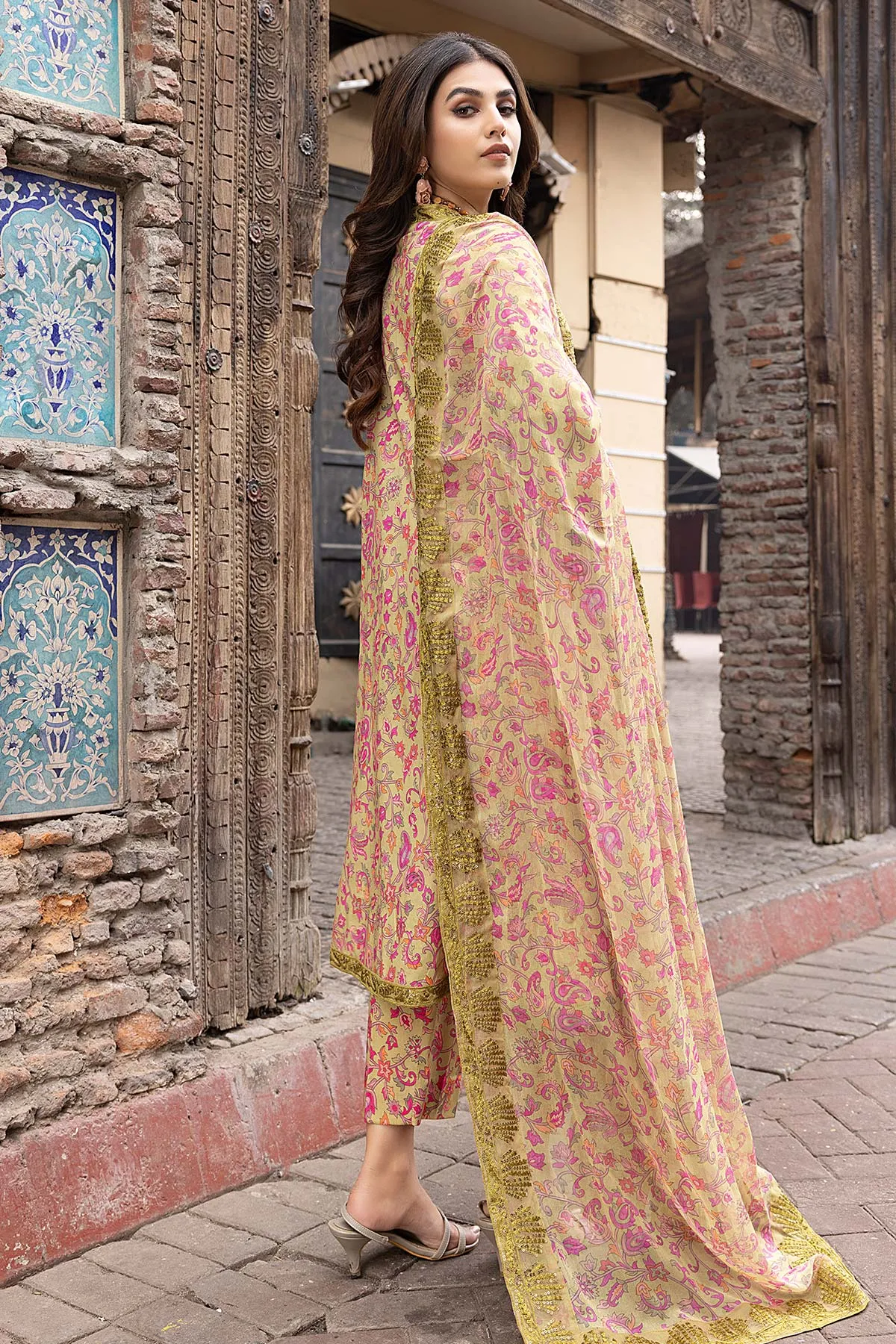 3-Pc Unstitched Printed Embroidered Lawn Suit With Embroidered Chiffon Dupatta CRB23-07