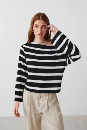 Boatneck sweater