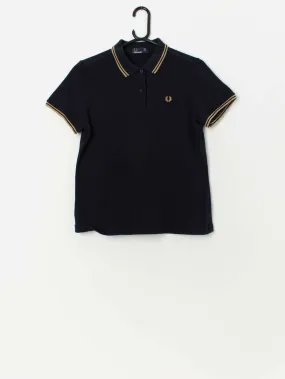 Fred Perry women’s polo shirt in navy with gold trim – Medium / Large