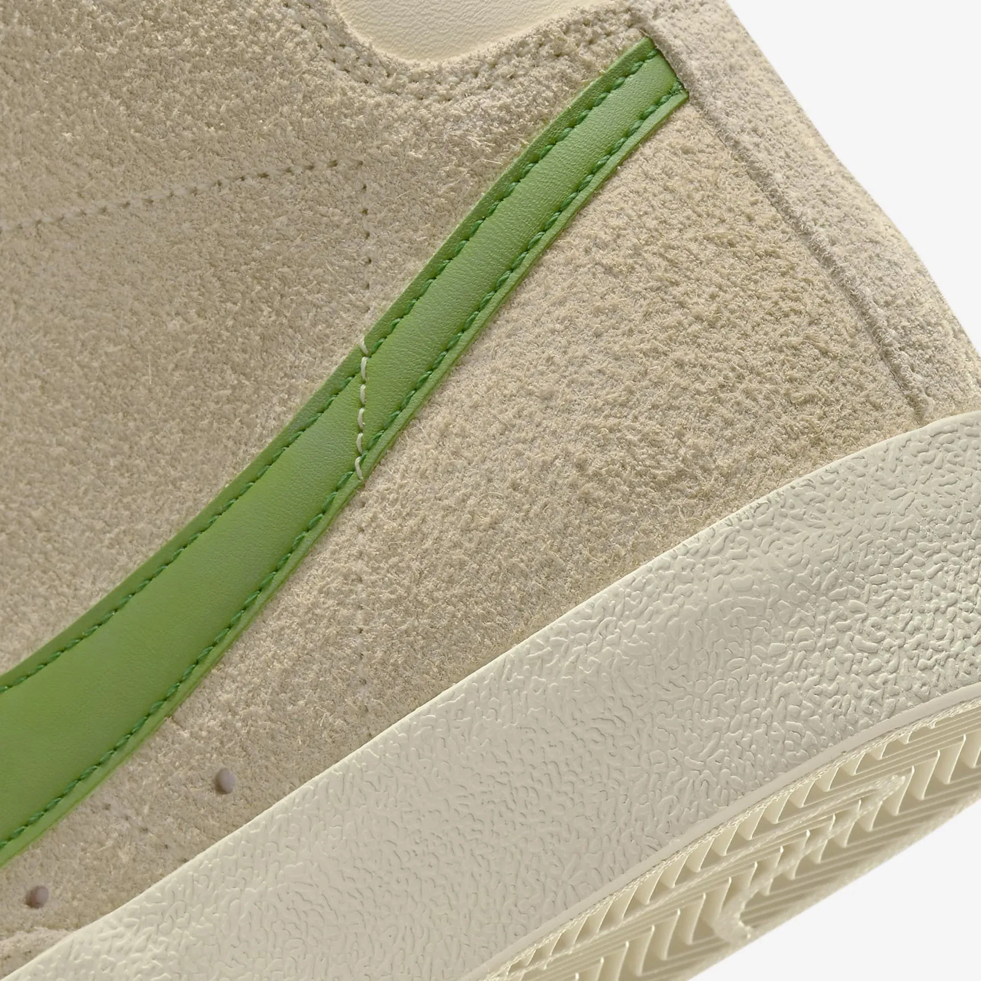 WMN'S BLAZER MID '77 VINTAGE 'MUSLIN/CHLOROPHYLL-COCONUT MILK-SAIL'