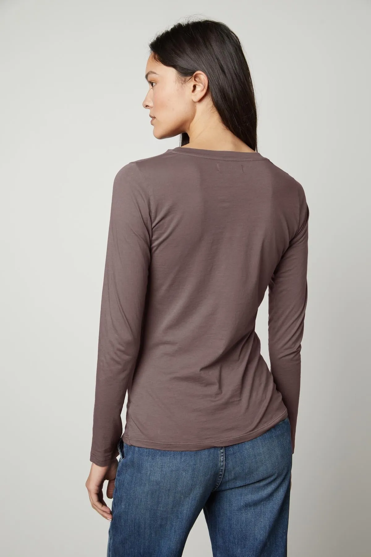 ZOFINA GAUZY WHISPER FITTED CREW NECK TEE